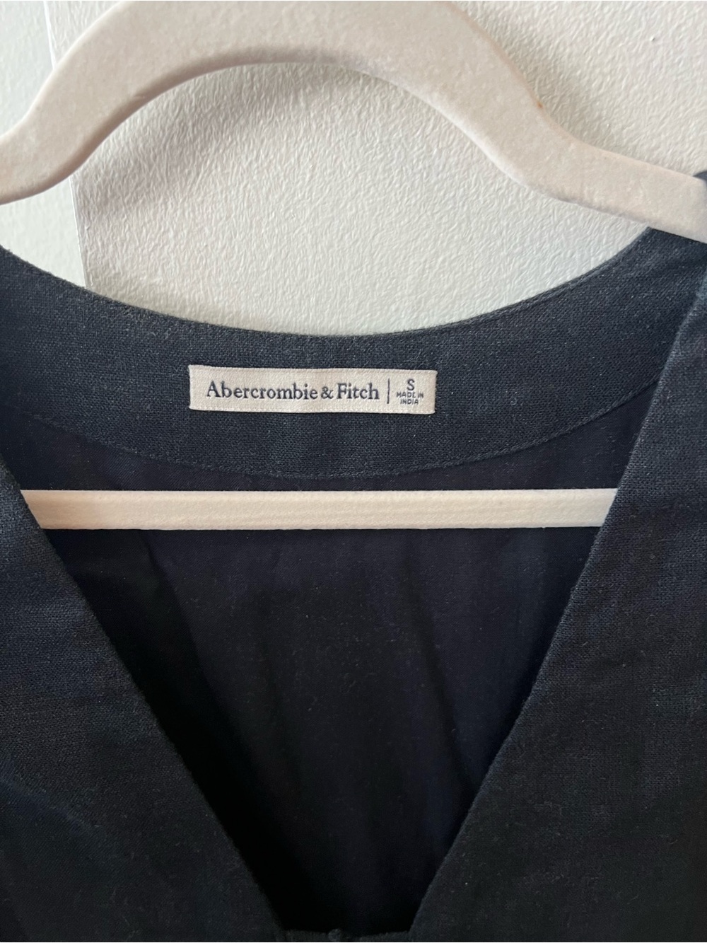Abercrombie & Fitch Black Linen Tie-Front Tank - Picture 2 of 2